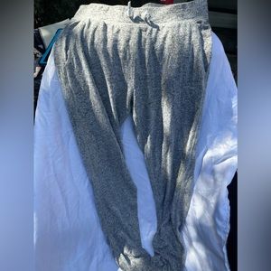 Sweat pants / leggings / joggers